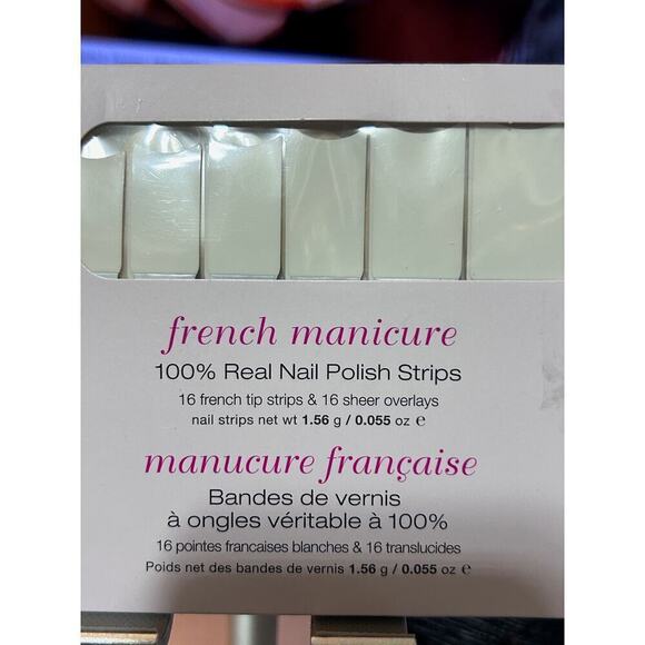 Color Street City Of Love 100% Real Nail Polish Strips 16 Count Peel & Apply New - Picture 2 of 6